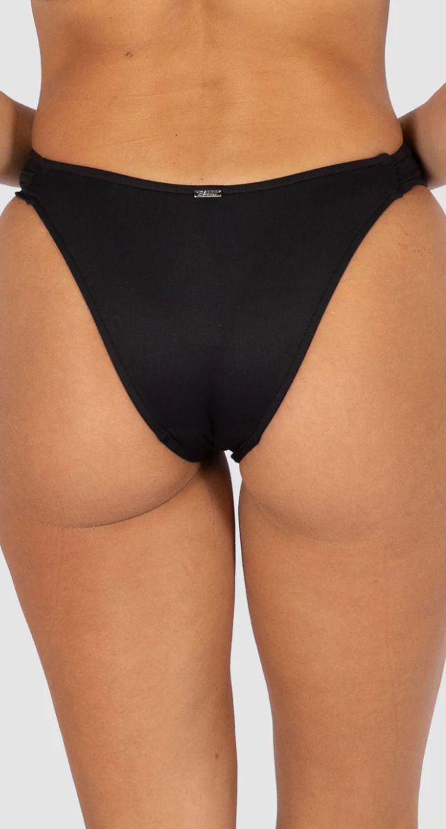 Baku Chloro Cheeky Pant