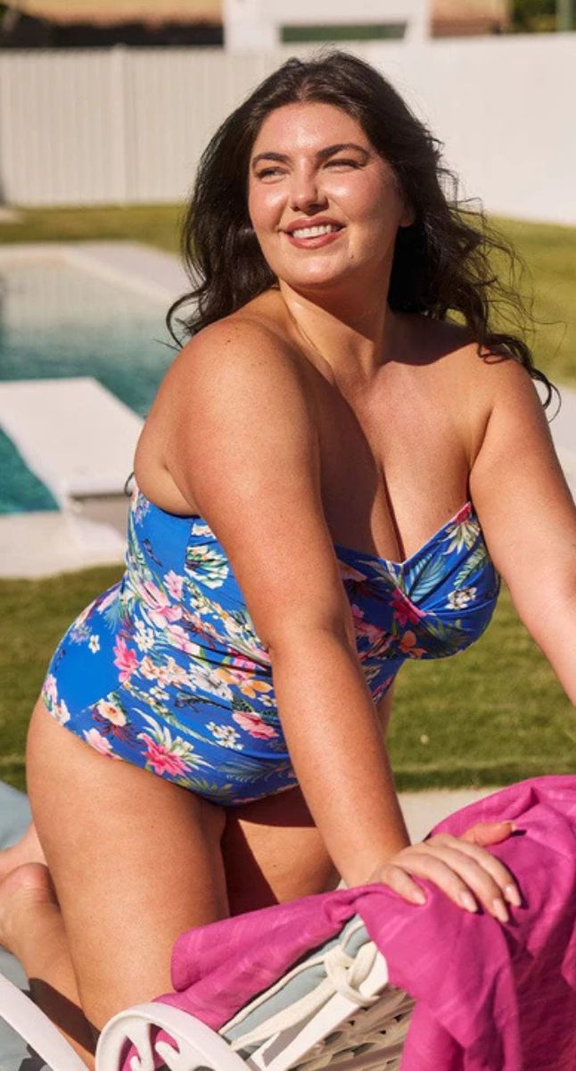 Capriosca Twist Bandeau One Piece