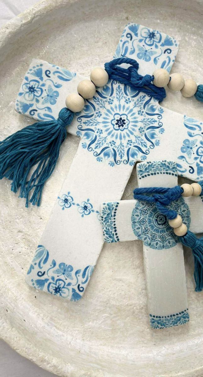 Cross Lrg Mandala Poetry Blue