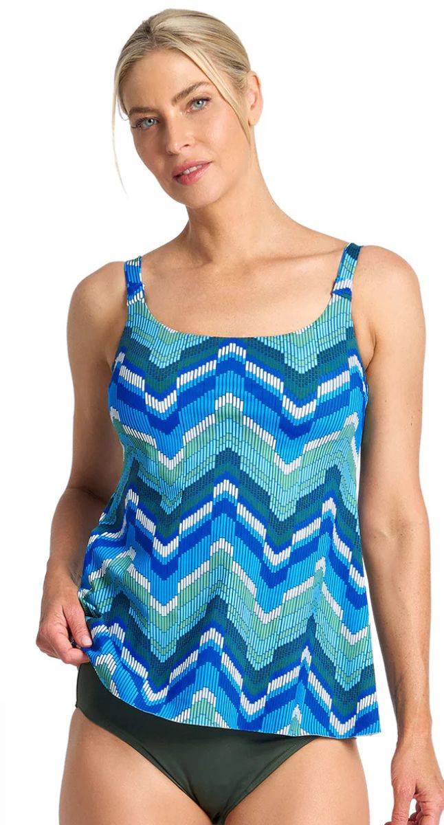 Mirage Multi Scoop A Line Singlet