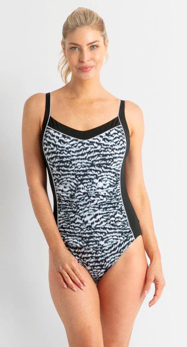 Nova DD/E Piped U/Wire 1Pc - Black