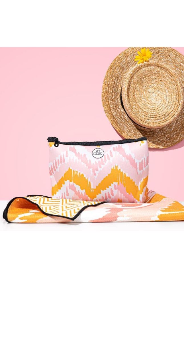 Sky Gazer Luxury beach Towel in Pouch - Airlie