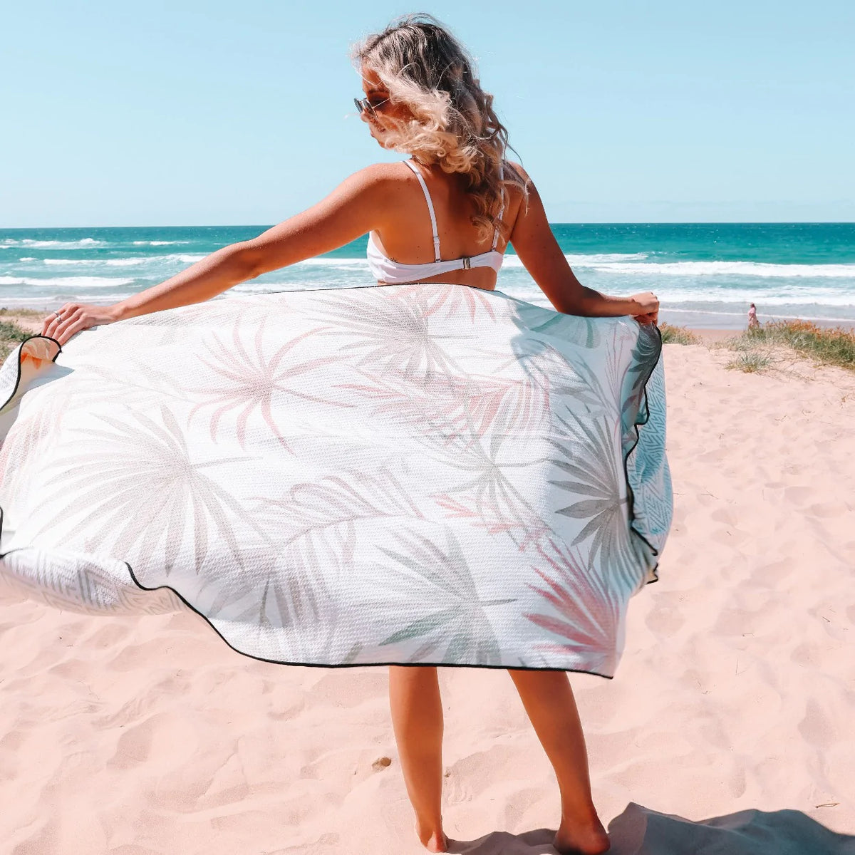 Sky Gazer Luxury beach Towel in Pouch - Whitehaven